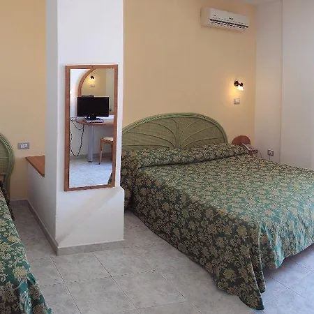 Отель Grotticelle