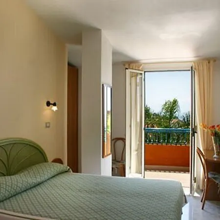 Grotticelle 3* Капо-Ватикано