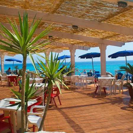 Отель Grotticelle 3*