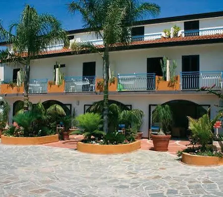 Otel Grotticelle 3*