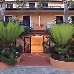 Grotticelle 3* Capo Vaticano