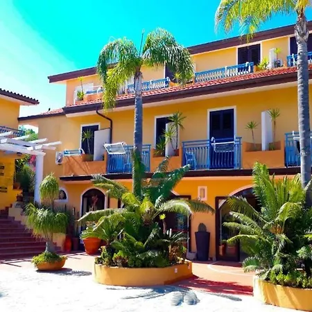 格罗蒂塞尔酒店 3*