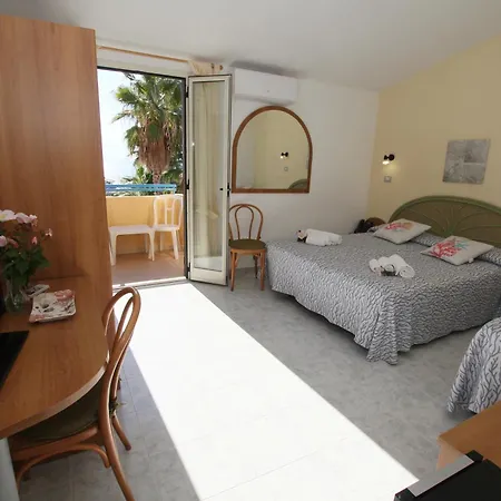 Szálloda Grotticelle 3*