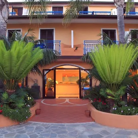 Grotticelle Hotel 3*