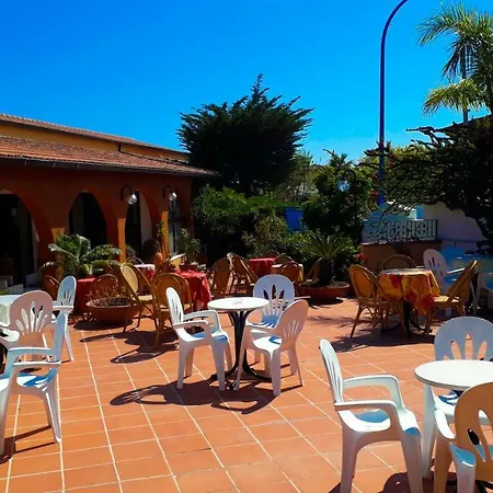 格罗蒂塞尔酒店 3*