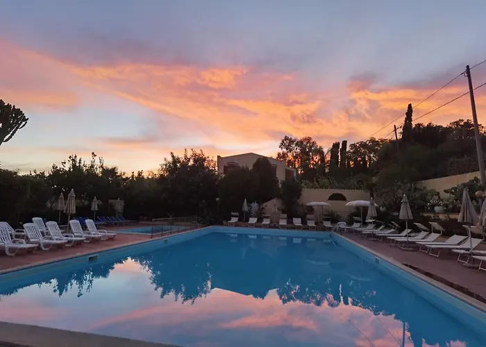 Grotticelle Szálloda Capo Vaticano