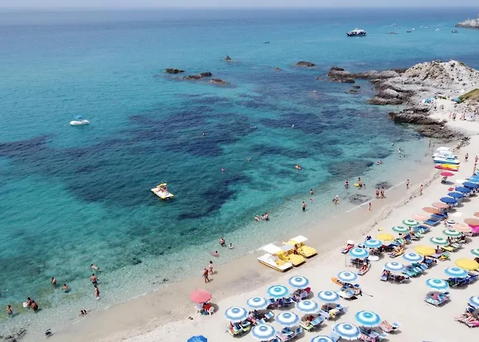 Grotticelle Capo Vaticano