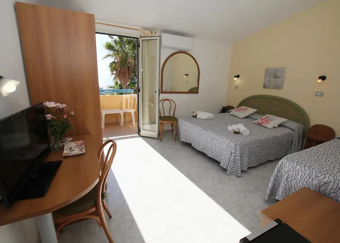 Hotell Grotticelle 3*