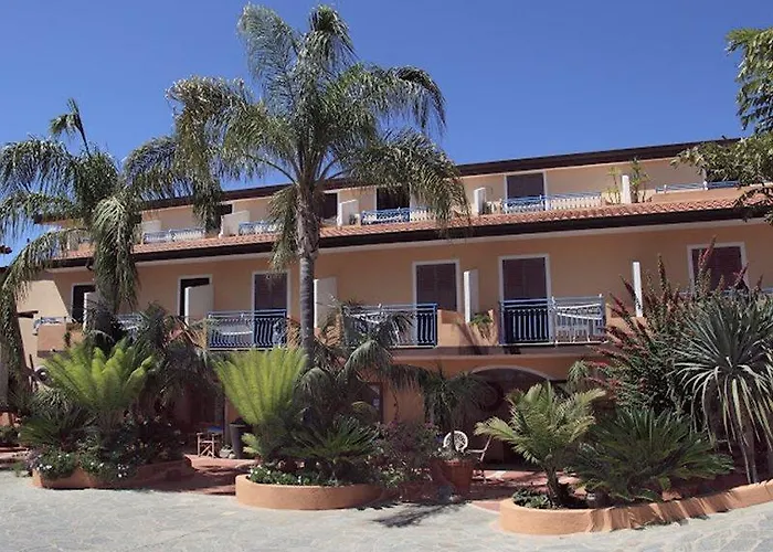 Grotticelle 3* Capo Vaticano