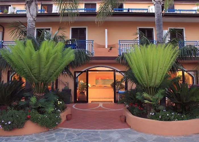 Grotticelle 3* Capo Vaticano