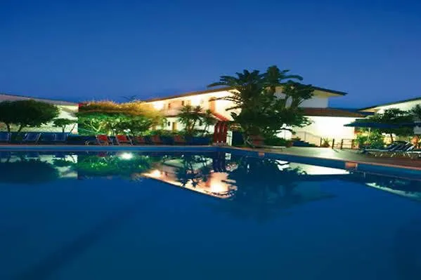 Grotticelle Hotell 3*